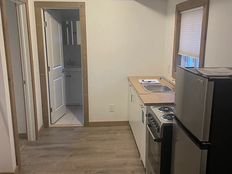 125 Halesite Dr — Photo 3