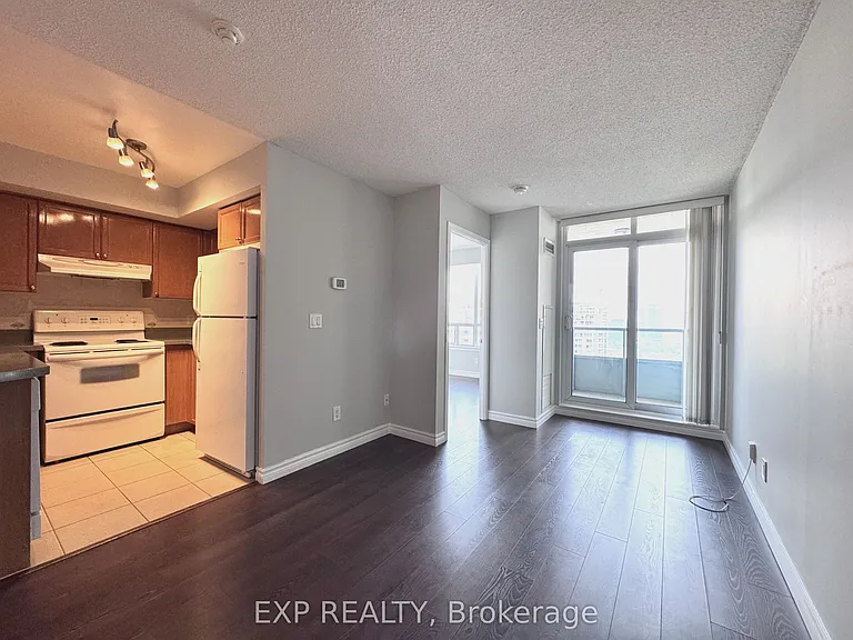 17 Barberry Pl #1803 — Photo 6