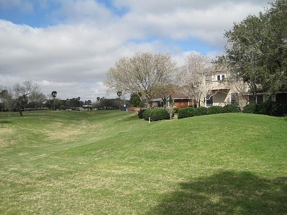 2nd image of 5355 Papaya Cir