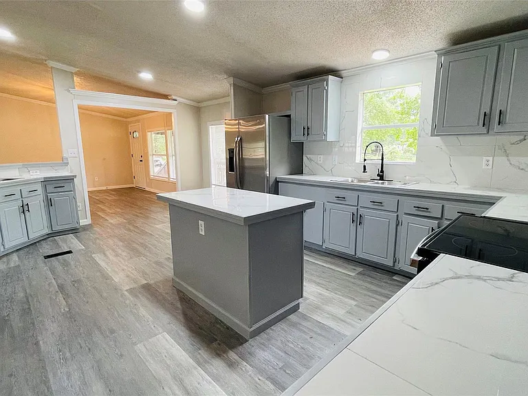 27613 County Road 3745 — Photo 5