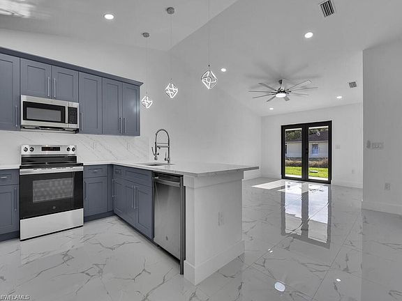 5th image of 5119 24th ST SW