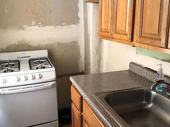 4th image of 3113 Weymouth St