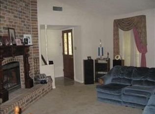 413 Yaupon Dr, Grand Prairie, TX 75052