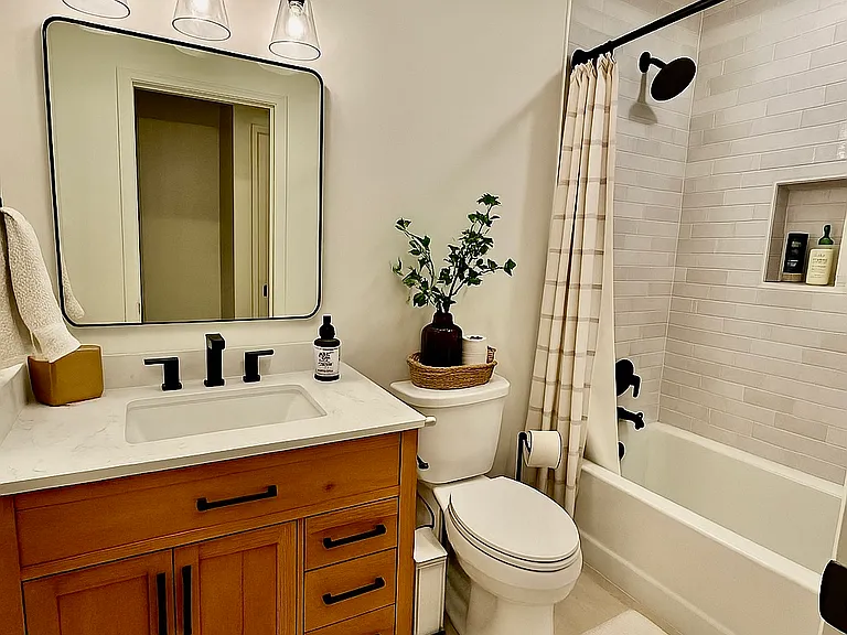 567 Woods Dr — Photo 12