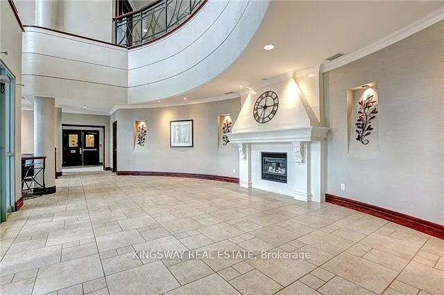 2585 Erin Centre Blvd #206 — Photo 11