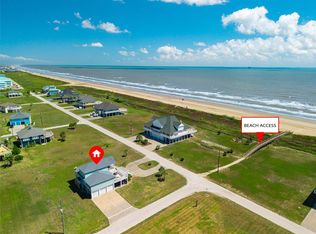 804 Sombrero Dr, Crystal Beach, TX 77650