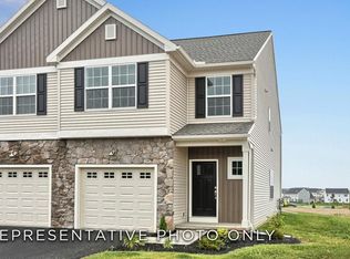 802 Anthony Dr, Harrisburg, PA 17111