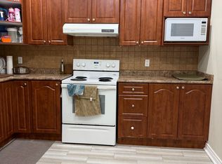 25 Par Ave #Basement, Toronto, ON M1G 2G5