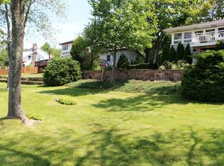 108 Long Pond Rd, Hewitt, NJ 07421