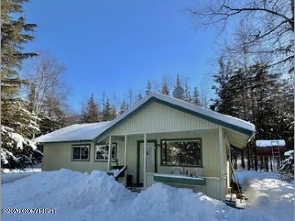 18874 Fish Ln, Hope, AK 99605