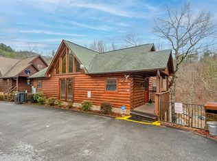 1540 Boo Boos Way, Sevierville, TN 37862