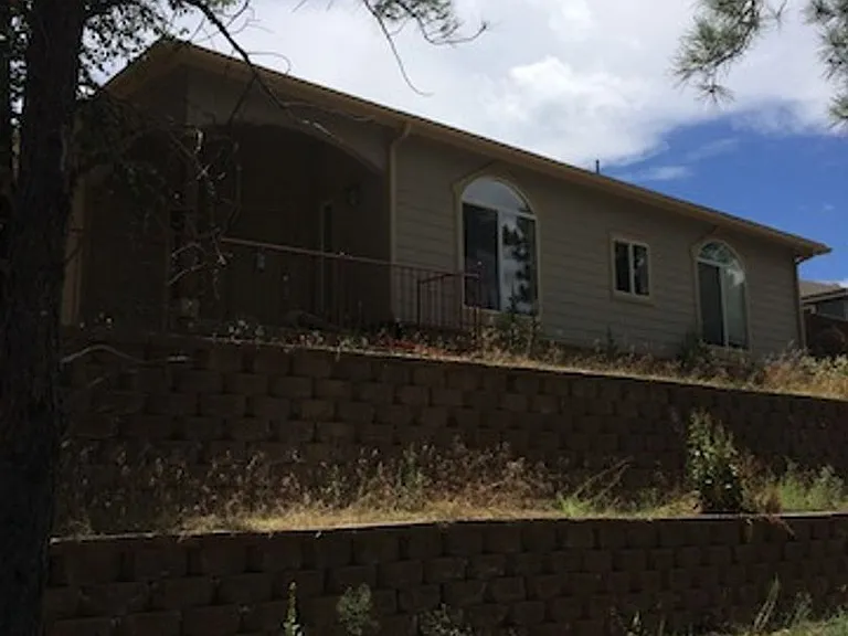 1384 E Mackenzie Dr — Photo 3