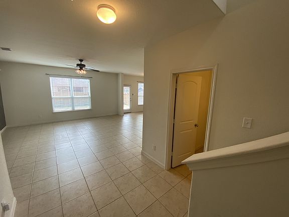 2nd image of 6181 Daisy Way