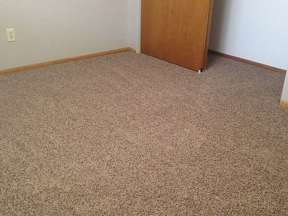 4th image of 103 E Fremont Ave APT 4