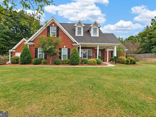 224 Amelia Way, Loganville, GA 30052