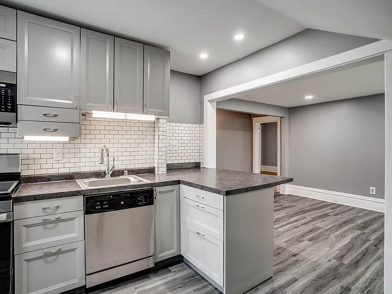 3007 Irving Ave S #3 — Photo 7
