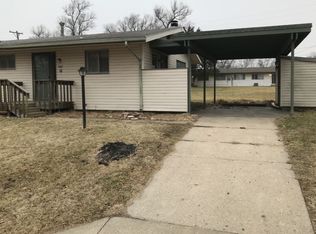 7007 SW Arborhaven Ln, Topeka, KS 66619