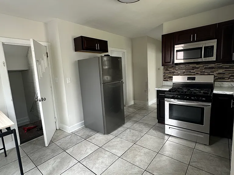 195 Brookdale Ave #1 — Photo 8