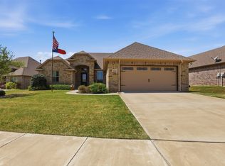 3241 Boat Landing Trl, Granbury, TX 76049