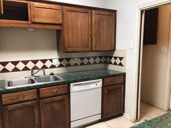5th image of 4607 Embers Dr