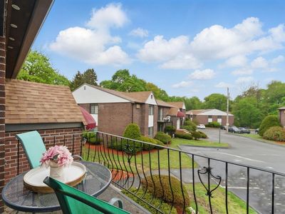 141 Essex St APT D5, Saugus, MA, 01906