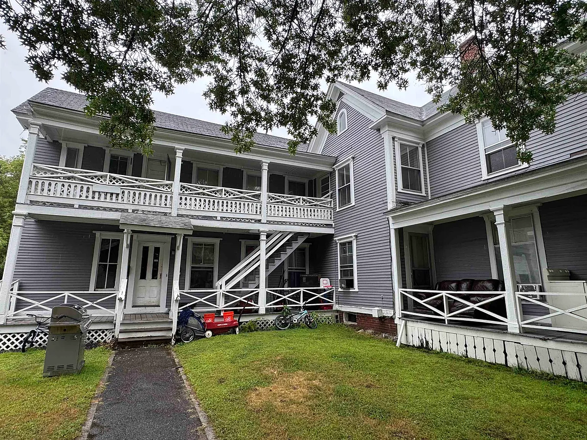 Building Photo - 154 Washington St #3