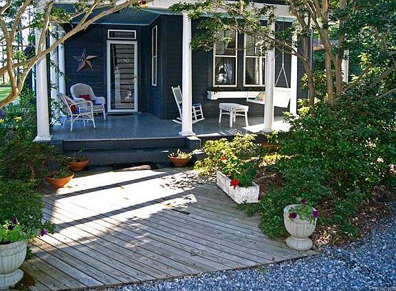 5th image of 102 Smiths Railway Ln