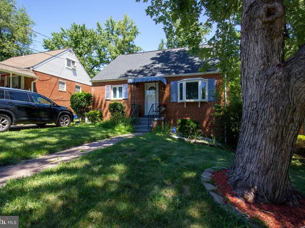 3904 Hemlock Pl, Temple Hills, MD 20748