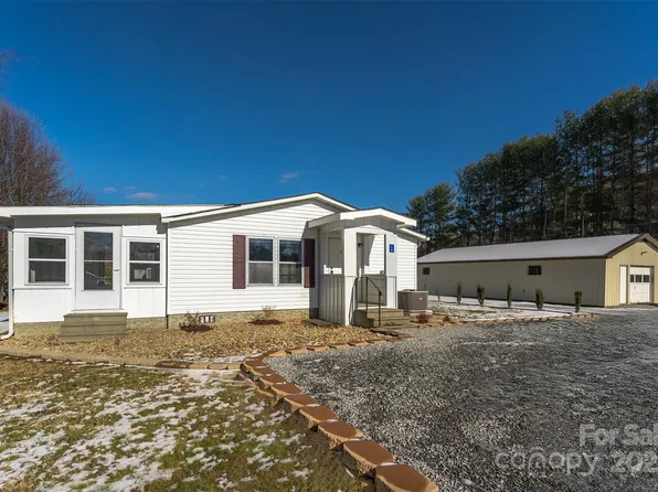 29 Busk Dr, Mills River, NC 28759