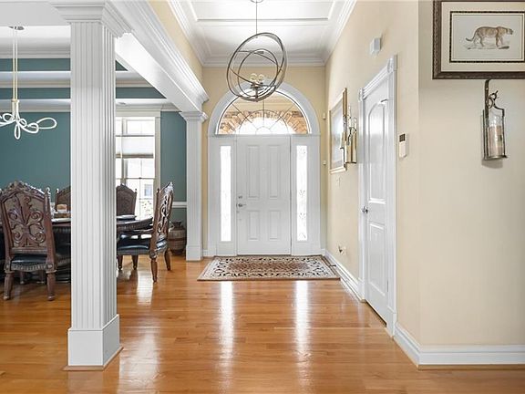 4th image of 3007 N James Dr