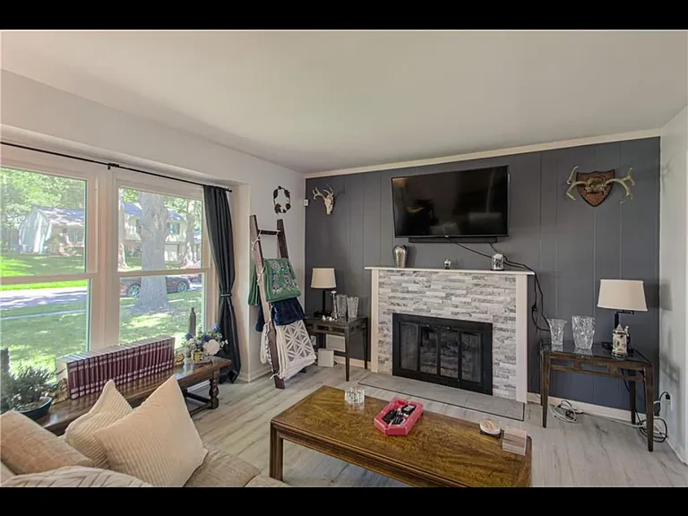 9617 Eby St — Photo 26