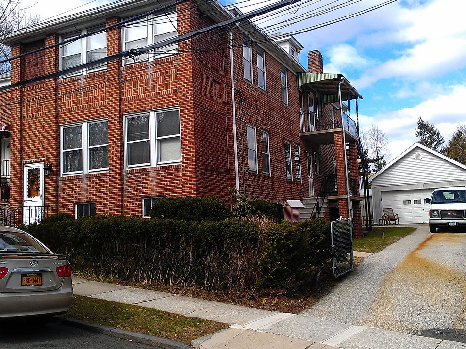 2nd image of 5 Aqueduct Ave