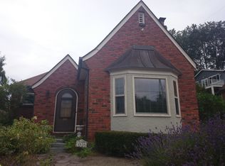 4616 SW Massachusetts St, Seattle, WA 98116