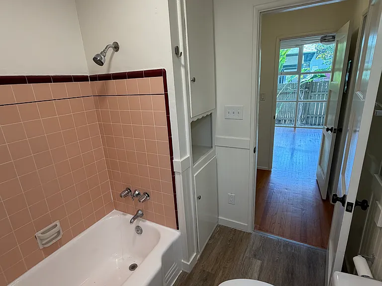 58 N Wilson Ave #64 — Photo 7