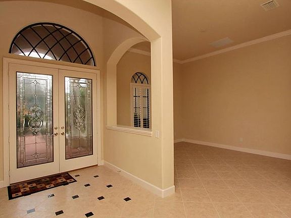 5th image of 17208 Emerald Chase Dr