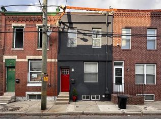 2121 Earp St, Philadelphia, PA 19146