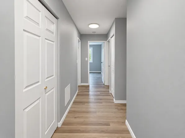 Meadow Mews Apartments