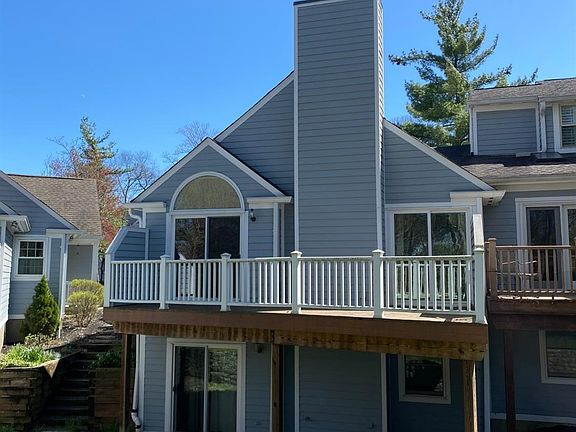 3rd image of 20 Greenhouse Ln