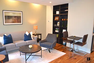 Rented by R New York