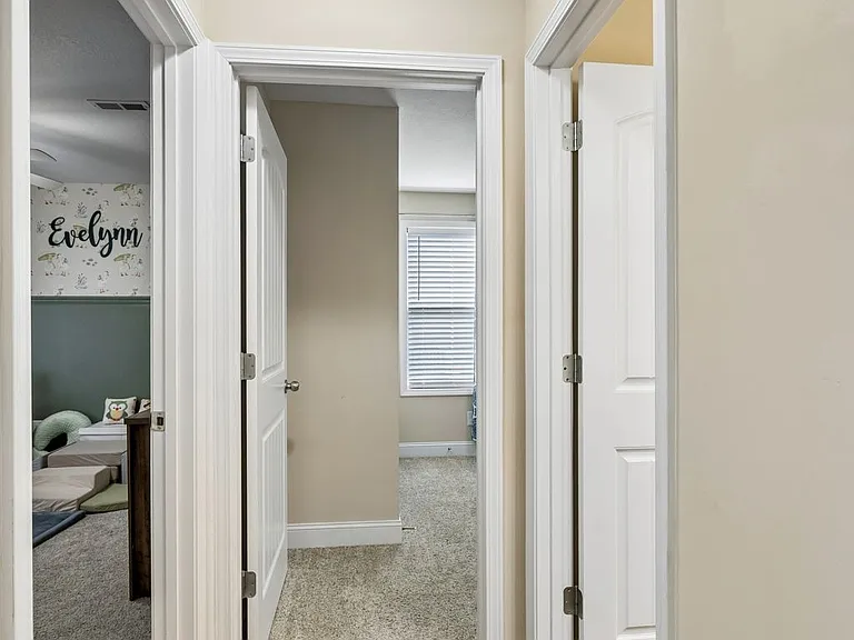 1151 Eagles Bluff Dr — Photo 18