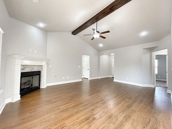 4th image of 630 Captain Hopkins St