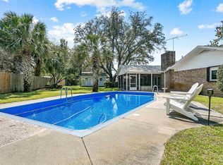 424 Dracena Way, Gulf Breeze, FL 32561