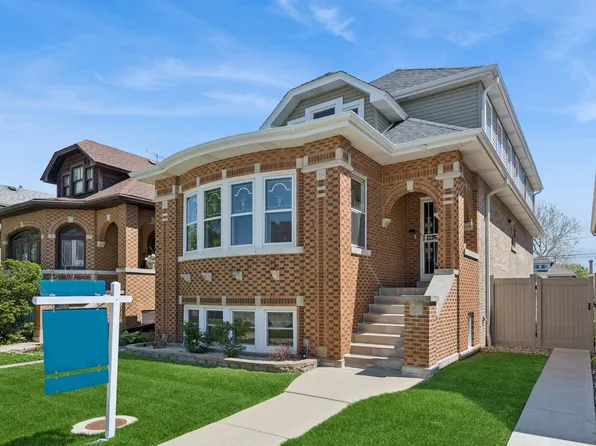 1915 Home Ave, Berwyn, IL 60402