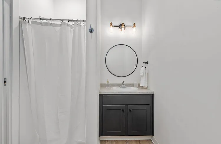 1360 American Dr — Photo 24