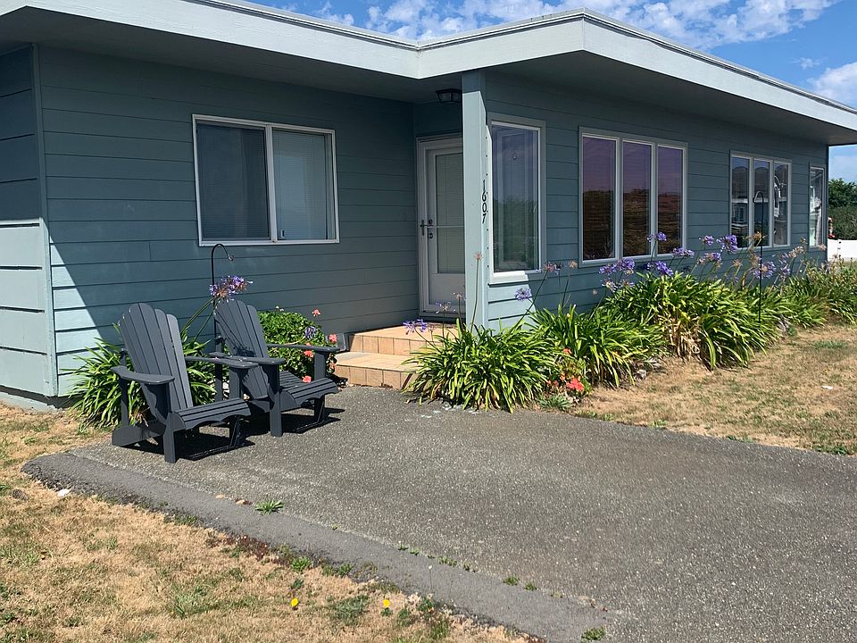 1st image of 1607 S Pebble Beach Dr