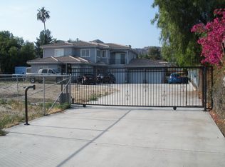10449 Foothill Blvd, Sylmar, CA 91342