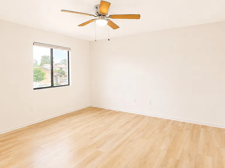 6228 E Greenway St #101 — Photo 14