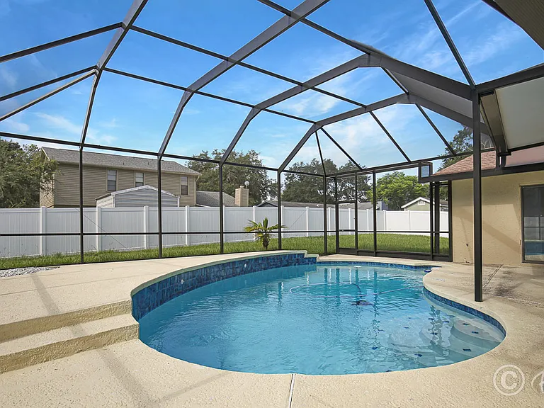 423 Van Reed Manor Dr — Photo 17