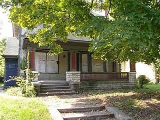 2nd image of 12 Oxford Ave