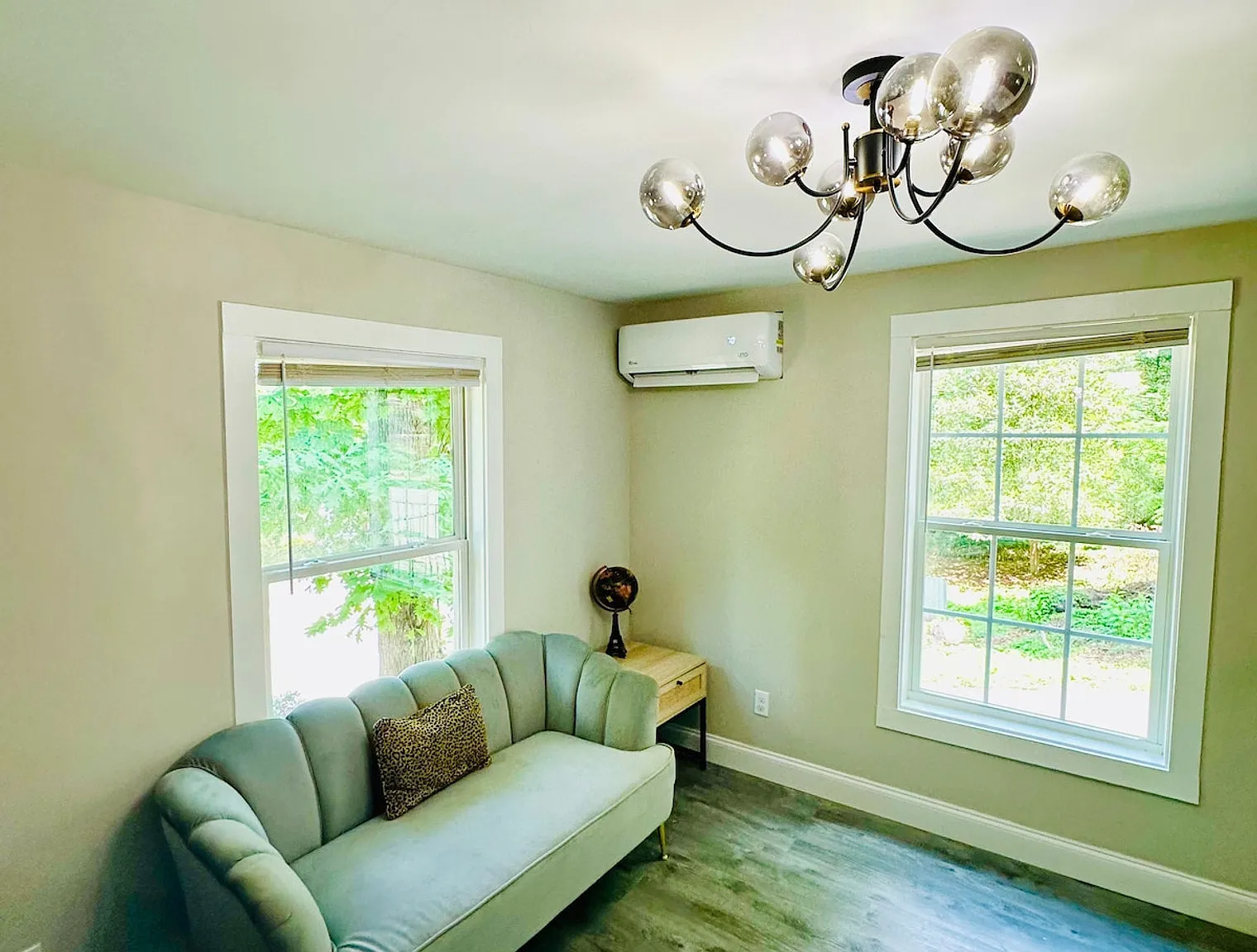 1 bed, 1.0 bath, $2,145 — Photo 1